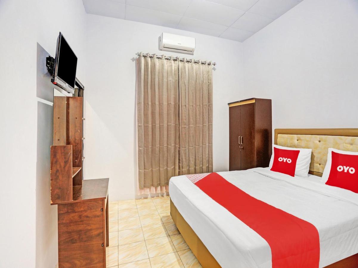 Oyo 90344 Wijayanti Hotel บันยูวังงี ภายนอก รูปภาพ