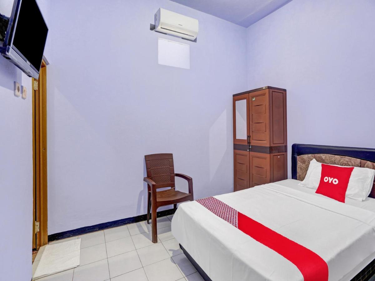 Oyo 90344 Wijayanti Hotel บันยูวังงี ภายนอก รูปภาพ